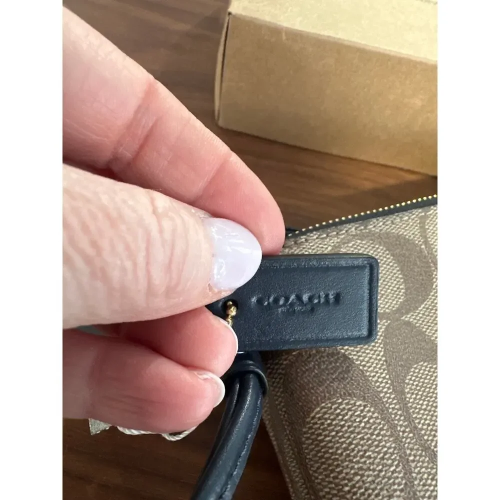 SOLD - Picture 4 of 8